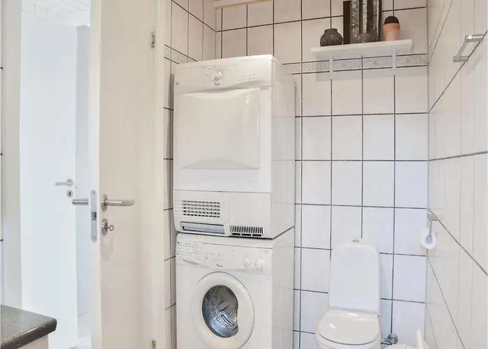 Two-bedroom In Ulfborg 乌尔夫堡